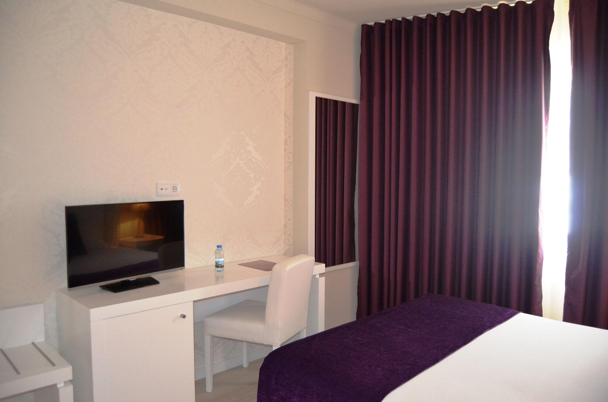 Hotel Торриш-Новаш Экстерьер фото